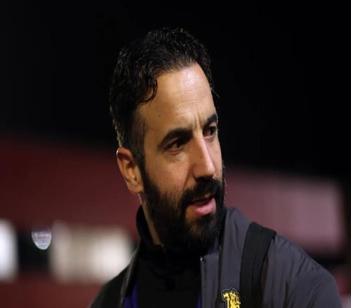 阿莫林：齊爾克澤需要加強(qiáng)對(duì)抗，需要展現(xiàn)出自己的天賦