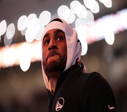 看起來(lái)打得紅紅火火，實(shí)際上勇士后場(chǎng)大閘在場(chǎng)上的效果并不理想