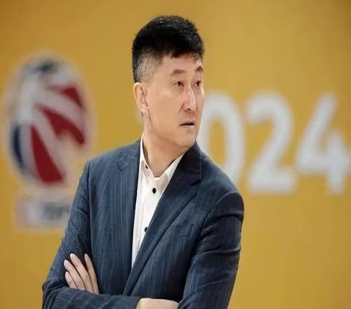 第一階段確定報(bào)銷！廣東不會(huì)裁掉麥考爾，杜鋒堅(jiān)信他是爭(zhēng)冠拼圖