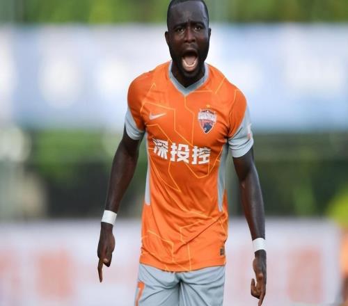 阿奇姆彭跟河南队续约遇阻！球迷建议津门虎可捡漏引进，值得期待