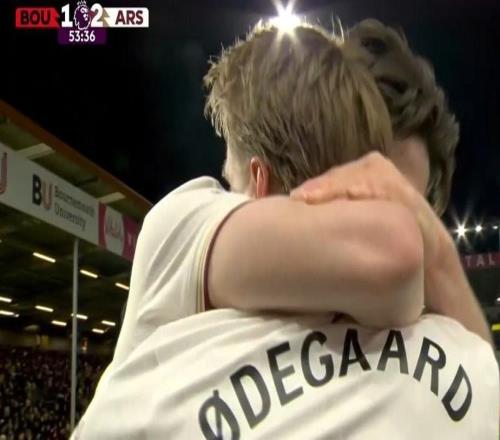 槍手隊(duì)長(zhǎng)狀態(tài)火熱，厄德高連續(xù)三場(chǎng)英超參與進(jìn)球