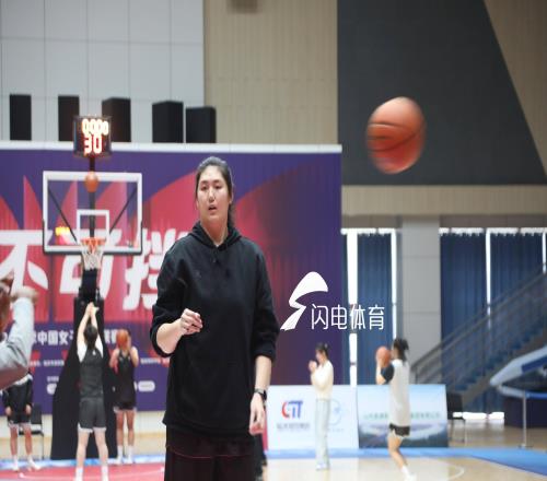 山東高速女籃迎戰(zhàn)石家莊英勵，張子宇將迎首秀，主帥呼吁降低期待