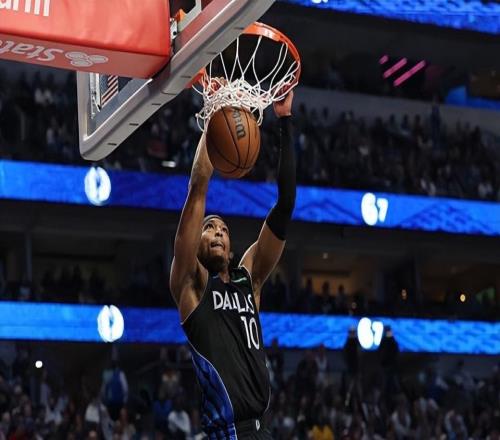 打爆了火箭的第二陣容！獨(dú)行俠后場(chǎng)新星能否保持這樣的效率呢