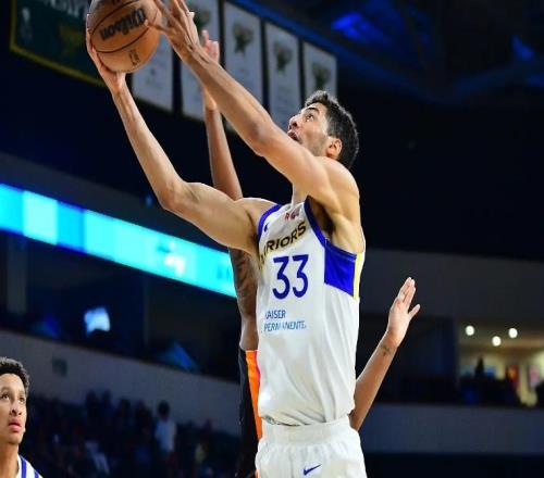 發(fā)展聯(lián)盟表現(xiàn)平平，勇士雙向合同鋒線的能力看起來還是比較有限