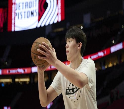 杨瀚森命中率NBA断档垫底，距倒数第2的保罗差距大，三分22中3
