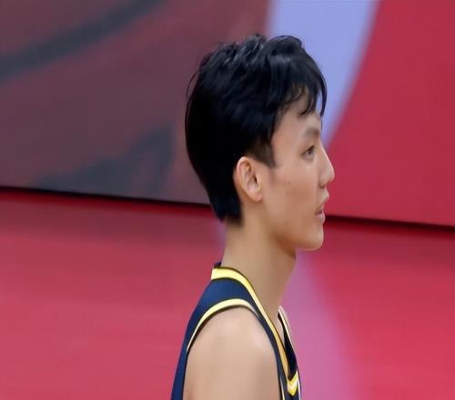 約克超遠三分絕殺！浙江鏖戰(zhàn)加時逆轉(zhuǎn)廣東16分徐杰復出空砍22分