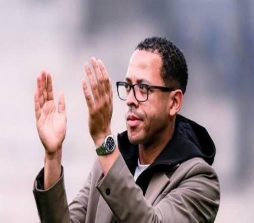 邮报：罗塞尼尔有450页PPT笔记，系统学习弗爵等名帅的理念