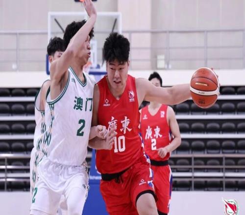 张智渊15+5，粤澳杯广东先下一城