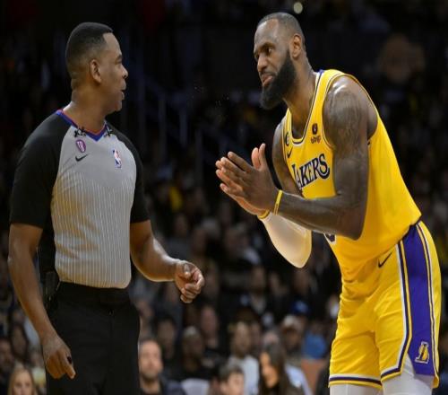 這也行詹姆斯輸球第2天干出奇葩事！美網(wǎng)友炸鍋，噴他滾出湖人