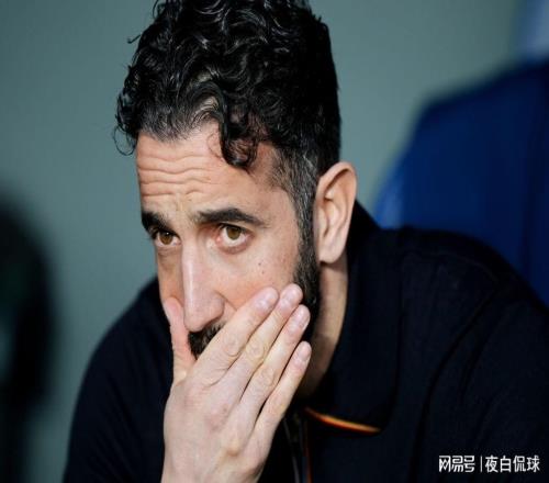 曼聯毫無斗志，問題積重難返！球迷竟喊話請回阿莫林，陣容是病根