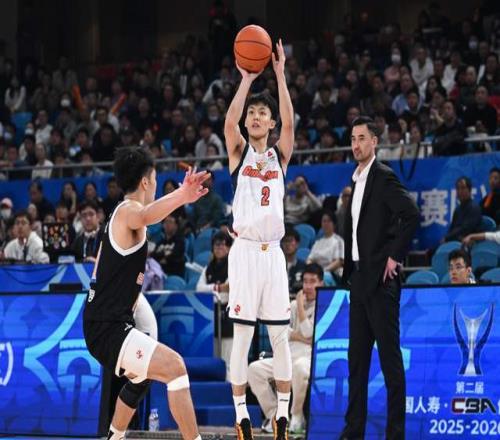 CCTV5直播！廣東VS同曦拒絕爆冷，三外援長驅(qū)直入，杜鋒全面練兵