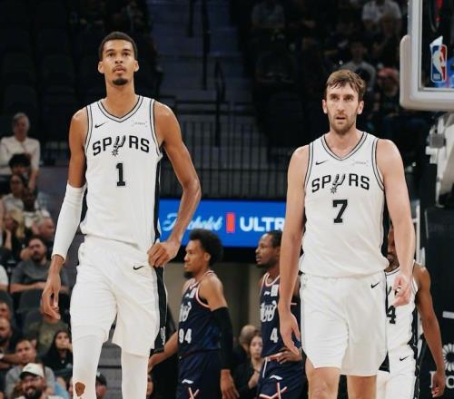 雷霆vs馬刺前瞻：能否四殺雷霆文班亞馬成馬刺勝負關(guān)鍵