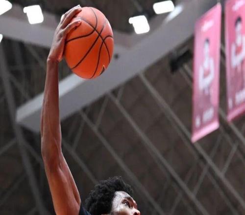 【CBA联赛】第十四轮四连胜！浙江稠州金租10368胜四川丰谷酒业！