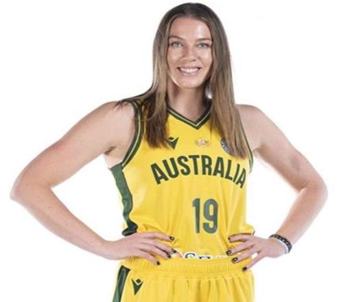 山東女籃官宣薩拉布莉卡夫斯加盟，將聯(lián)手張子宇征戰(zhàn)WCBA