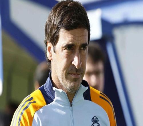 為何勞爾在二隊(duì)6年都沒(méi)獲得機(jī)會(huì)，阿韋洛亞僅半年就當(dāng)一隊(duì)主帥了