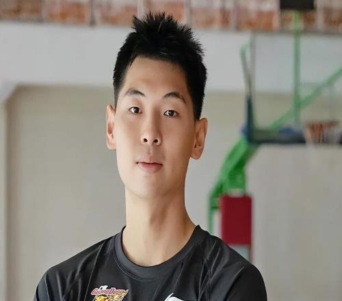 廣東3消息！郭士強三請徐杰回男籃，崔永熙攤牌，麥考爾回歸訓練