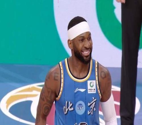 周琦傷退，北京男籃遭山西逆轉(zhuǎn)曾凡博9+2低迷許利民用人混亂