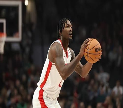 面對(duì)魚(yú)腩難得有所發(fā)揮，火箭鋒線新援能否保持這樣的水準(zhǔn)呢