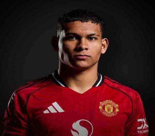 曼聯700萬鐵閘拒絕冬窗離隊！接洽恩迪迪真相揭曉，兩人仍是目標