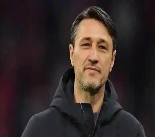 基斯林覺(jué)得斯文松太緊張了，科瓦奇出現(xiàn)了換人失誤