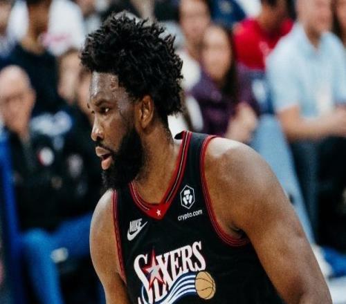 仇人見面分外眼紅，大帝38分打爆唐斯，布倫森31+5+6率隊復仇76人