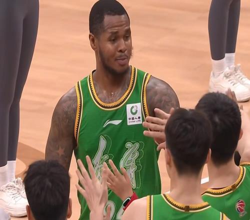 反轉(zhuǎn)楊鳴有望留隊(duì)擔(dān)任總教練，遼籃新帥基本敲定是烏戈！