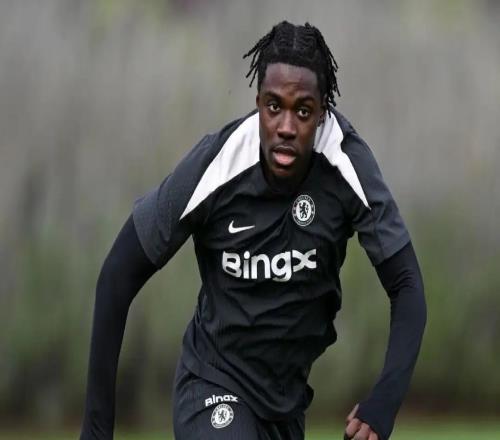 好久不見，切爾西中場拉維亞時隔數(shù)月終于恢復(fù)訓(xùn)練