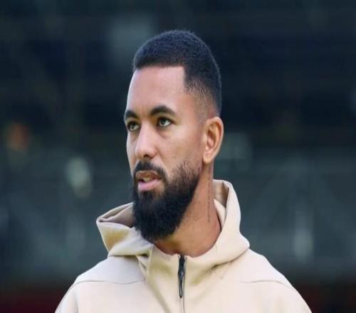 維拉有意簽回舊將道格拉斯路易斯