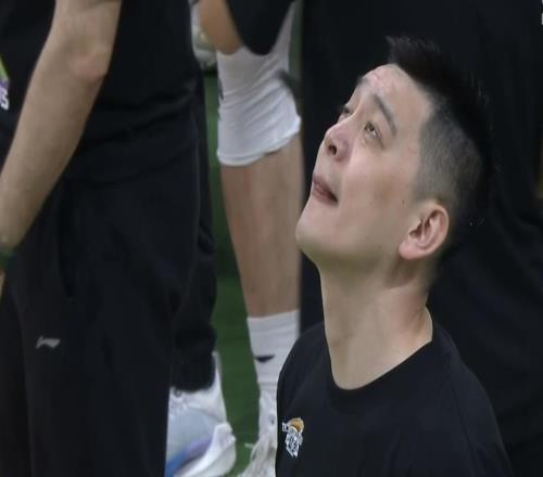 5大數(shù)據(jù)賽季最高！遼籃每個人臉上都掛滿笑容，這是在演楊鳴嗎