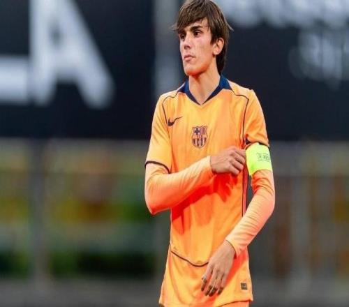 迪馬：科莫和巴薩正在交換昆卡轉(zhuǎn)會(huì)文件，球員將外租希洪體育