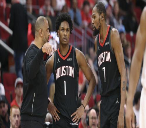 火箭對(duì)陣?yán)销椙罢盎鸺庥鐾渡渚慵训幕盍Υ箨?duì)烏度卡該如何應(yīng)對(duì)