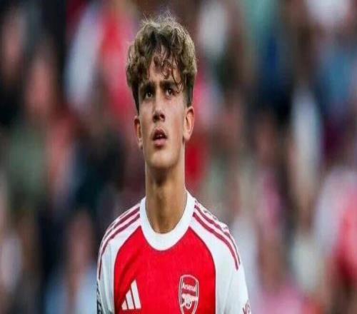 阿森納官宣與道曼簽署預(yù)備合同，年底年滿17歲后將轉(zhuǎn)為職業(yè)合同