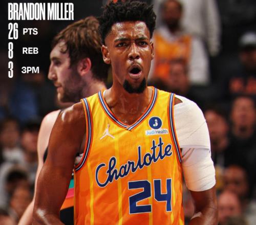 26分8板2助1斷1帽！米勒打爆文班，哈珀不輸克神，黃蜂豪取6連勝