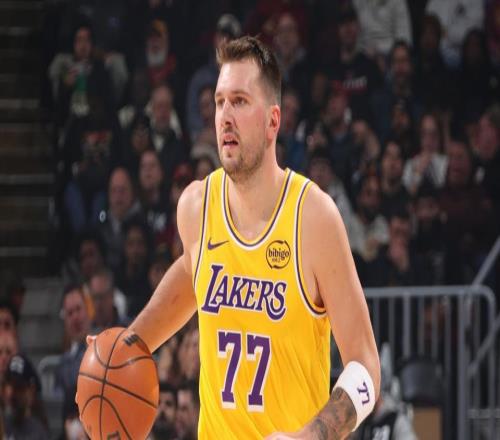 東契奇交易1周年！若湖人現(xiàn)在送走他能換哪些籌碼美媒列4大方案