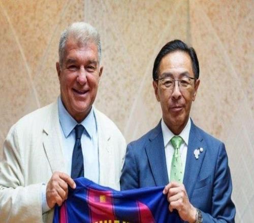 世體：巴薩確認(rèn)倉庫里放著30萬件球衣，且沒有印耐克品牌標(biāo)識(shí)