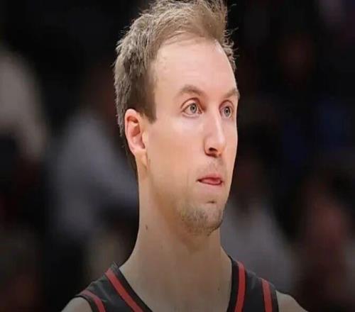 湖人終于有動靜了！送走文特森！