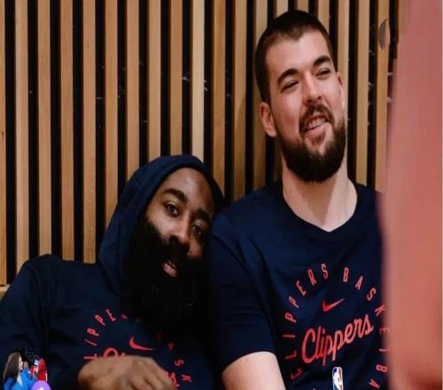 他離隊以后，快船好多人都哭了....