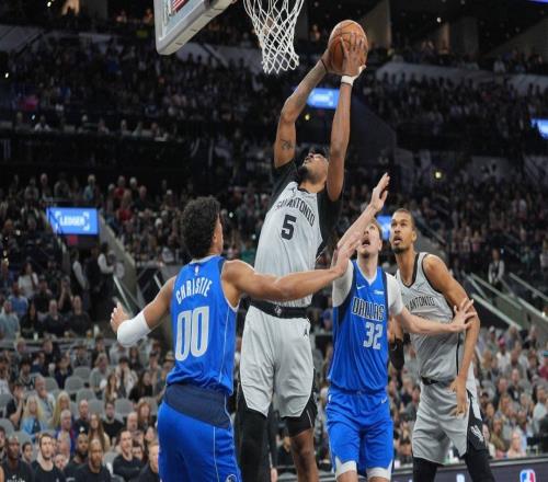 40分12板12助攻，馬刺隊卡斯爾砍下歷史性的40分三雙，夢想成真