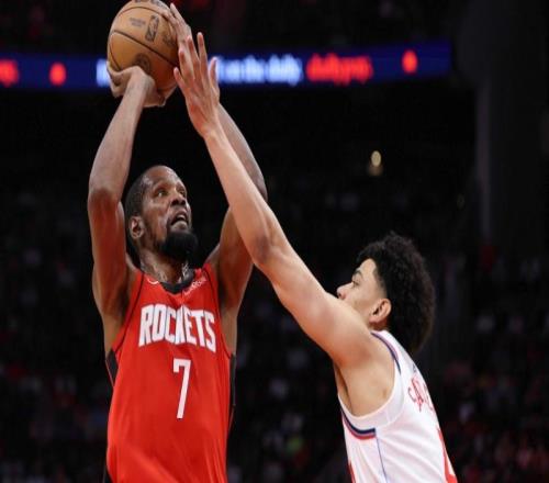 1000場20+里程碑！杜蘭特與任嘉倫合影送球衣跟馬瑟林嗆聲也吸睛