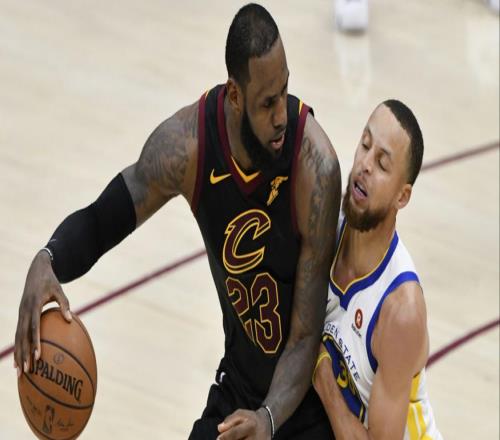 庫(kù)里前隊(duì)友：拋開(kāi)事實(shí)不談、庫(kù)里是GOAT！但詹姆斯才是真的GOAT！