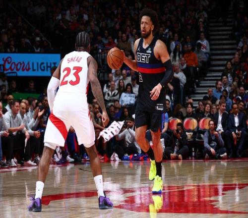 40勝東部首隊(duì)！杜倫斯圖爾特禁賽活塞大勝猛龍坎寧安28+7+9