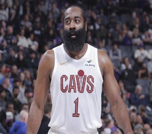 進(jìn)攻風(fēng)暴！哈登交易后騎士效率值126.7分，全季維持即稱霸聯(lián)盟