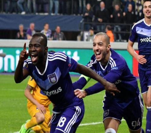 比甲冠军双煞再聚首踢出欧战感觉！马莱莱吃饼大连首轮拿几分