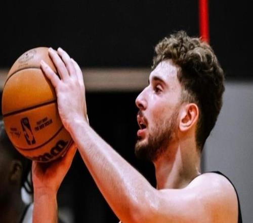 火箭險(xiǎn)勝黃蜂！鋒線搭檔砍50+15+5，再中4記三分，申京低迷仍贏球