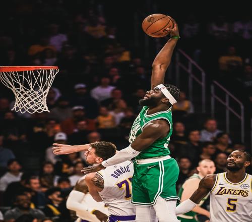 22分慘敗綠軍！勇士送大禮湖人卻不要，布朗真成東契奇的噩夢(mèng)了