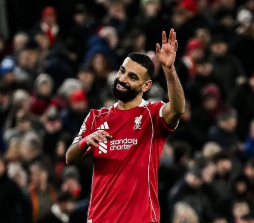 0射門0助攻0過人，19次丟失球權(quán)被換，敢硬剛克洛普的薩拉赫笑了