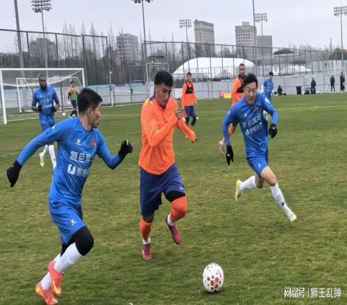 針對上海雙雄！泰山隊選上海集訓(xùn)，原來是一盤深謀遠(yuǎn)慮的大棋