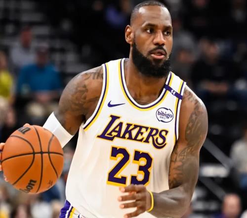 杜蘭特轟32+6+8+2仍無緣今日最佳！對不起，你碰到創(chuàng)紀錄的老詹了