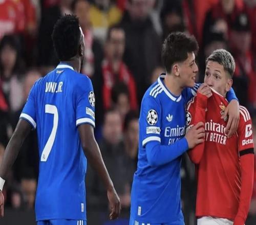 英足總CEO：當(dāng)球員們交流時(shí)，幾乎沒必要在面對(duì)面時(shí)遮住嘴巴