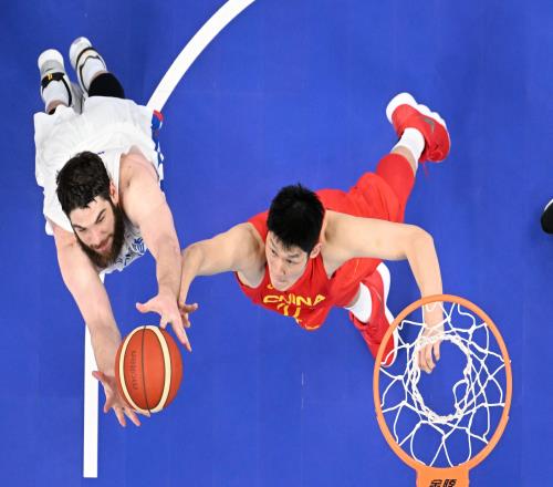 追光中國男籃，請繼續(xù)放手一搏！